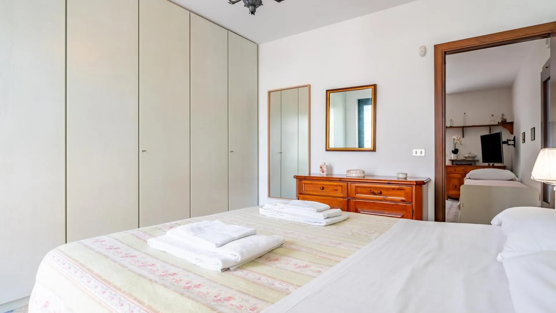 Seaside Apartment Just Steps From The Beach Mascali