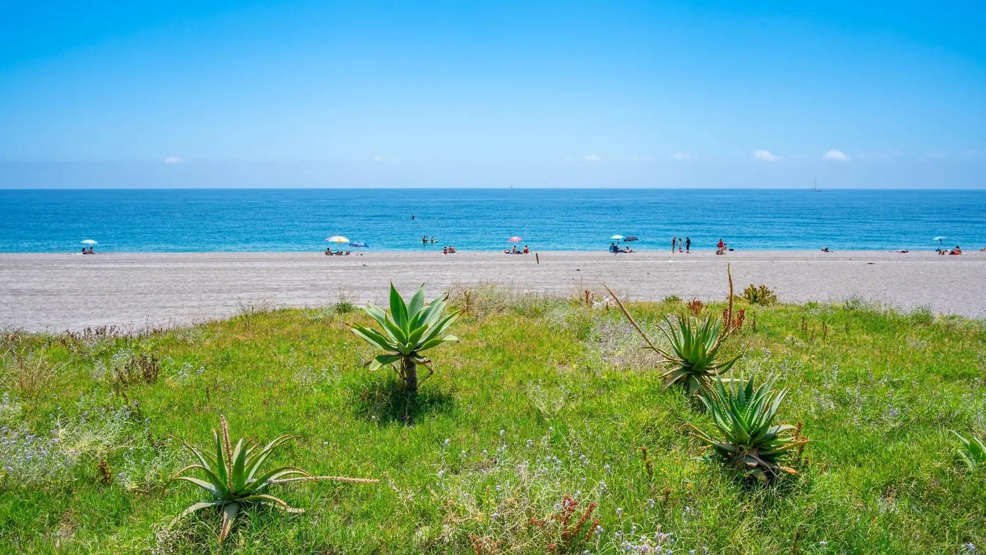 Seaside Apartment Just Steps From The Beach Mascali