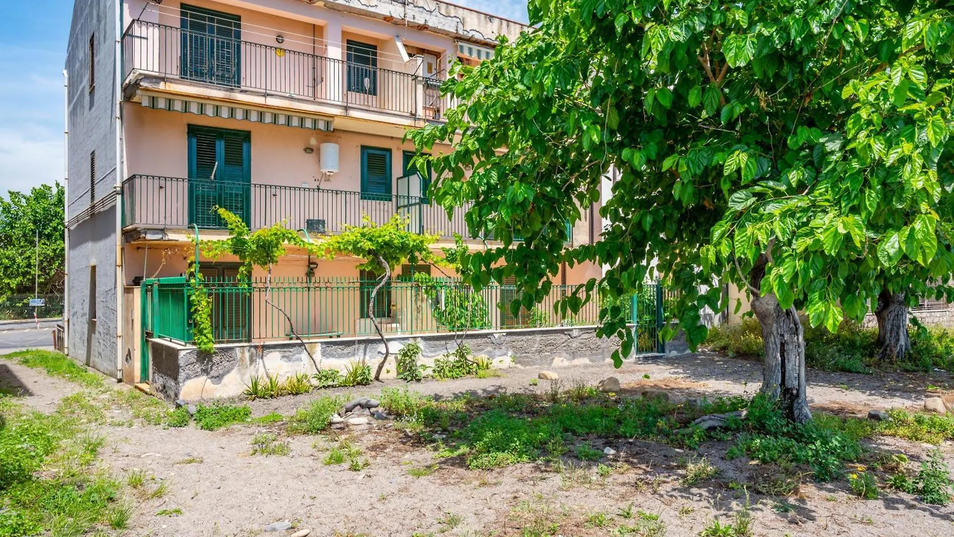 Seaside Apartment Just Steps From The Beach Mascali 0*,  Italia